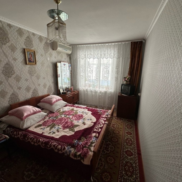 Фото Продам 4-х комн квартиру с АО в городе Луганск улица Тухачевского