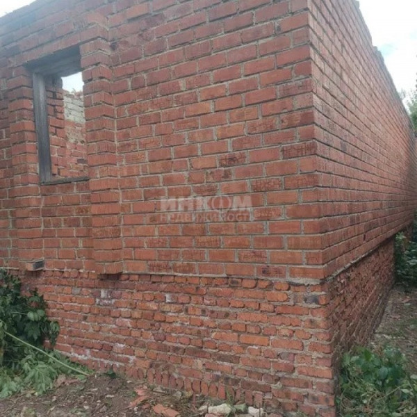 Продам недострой (Короб 100м2) ул. Алексеева Центр