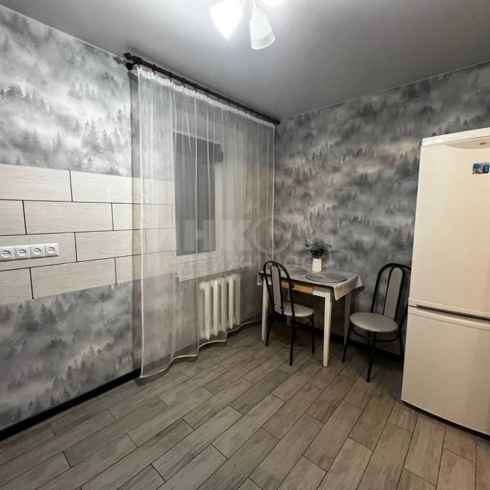 Фото Продам 2-х комн квартиру в Центре г Луганск ул Зозулина