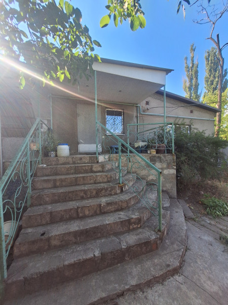 Фото Продаётся дом в городе Стаханов, ул. Баумана.