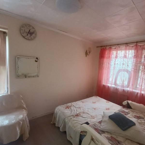 Фото Продам угловой дом на ул. Луганской правды