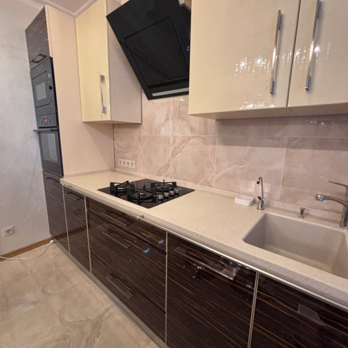 Фото Продам 2к квартиру в центре, 4/5эт