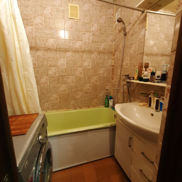 Фото № 915 Продаётся 3 комн. кв-ра, ул. Попова, р-н Церкви.