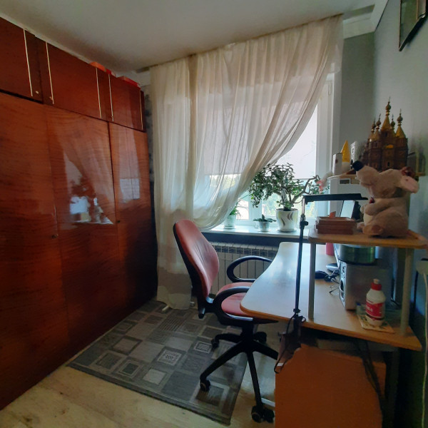 Фото № 915 Продаётся 3 комн. кв-ра, ул. Попова, р-н Церкви.