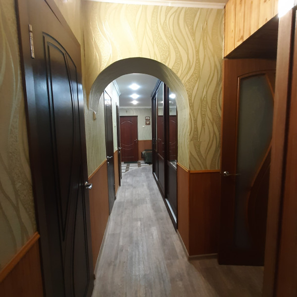 Фото № 915 Продаётся 3 комн. кв-ра, ул. Попова, р-н Церкви.