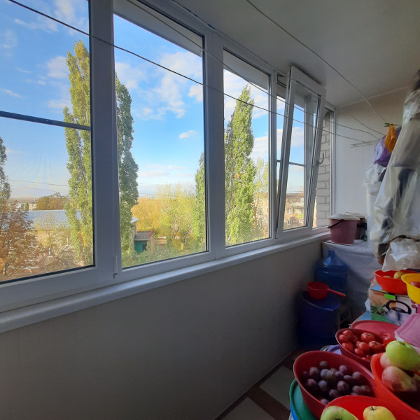 Фото № 915 Продаётся 3 комн. кв-ра, ул. Попова, р-н Церкви.