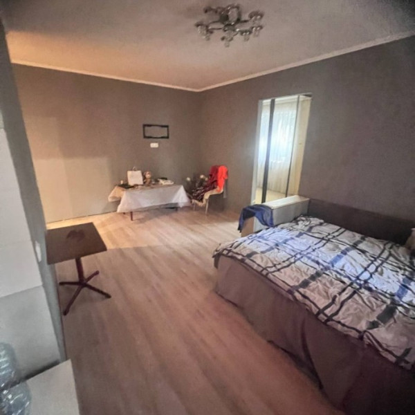 Фото Продам 2х комнатную квартиру в центре города площадь ВОВ