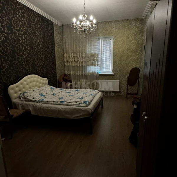 Фото Дом 360м2 ул. Звейнека рн. Таксопарка