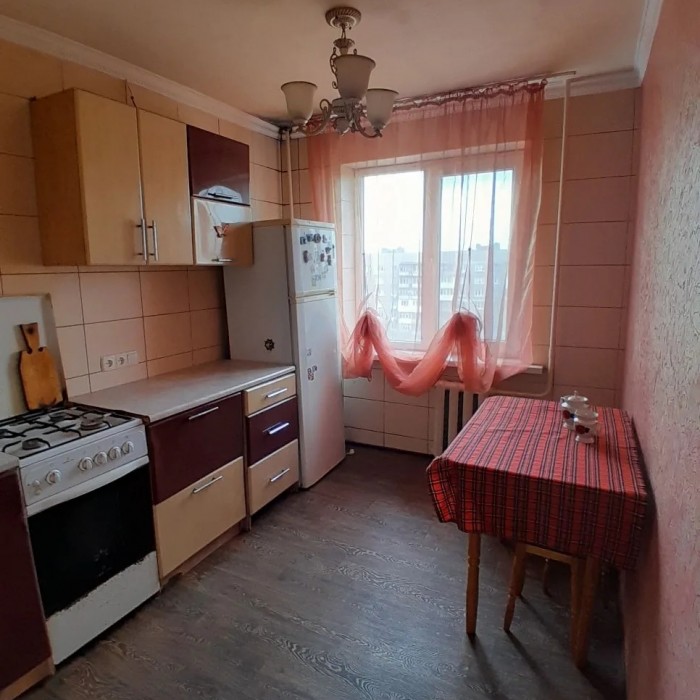 Продам 3х комн. квартиру в р-не "Дома Природы"