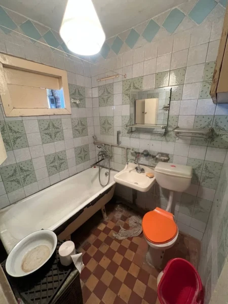 Фото Продаётся 2-комнатная квартира в городе Стаханов, ул. Космическая, 5а.