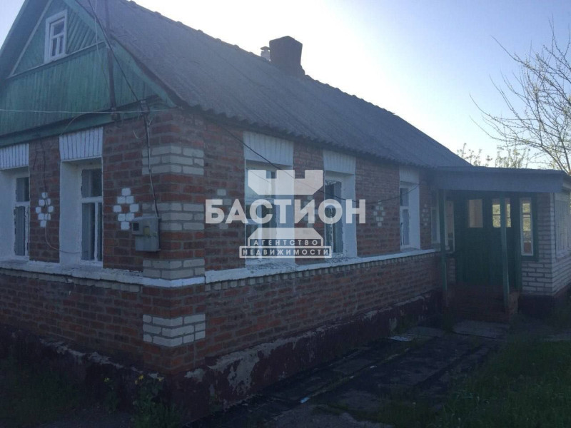 Дом, Россия муниципальный округ Станично Луганское , улица Островского ID:2094299