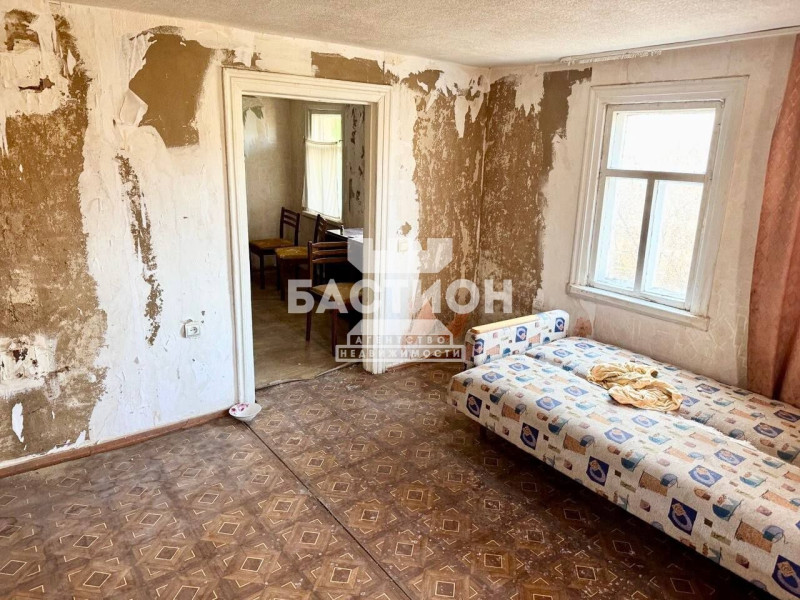 Фото Дом, Россия муниципальный округ Станично Луганское , улица Островского ID:2094299