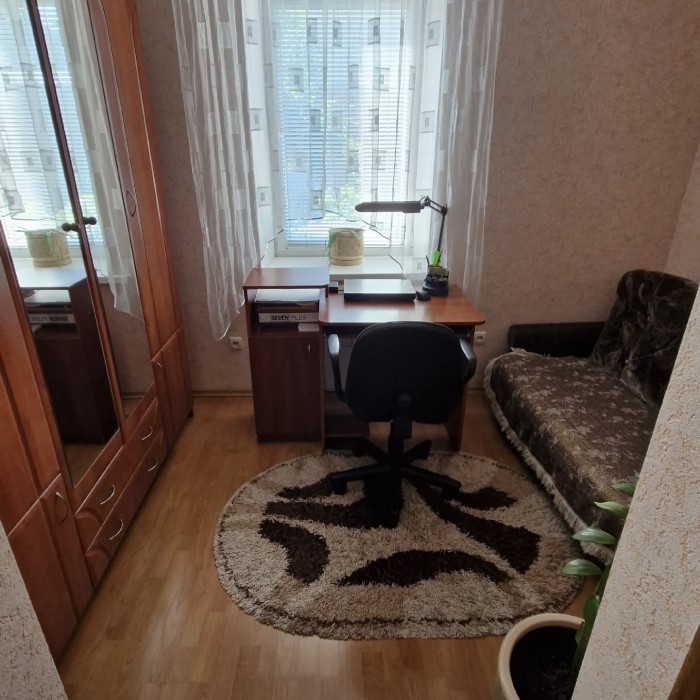 Фото Продам 2-х этажный дом в г Луганск район магазина "За рулем "