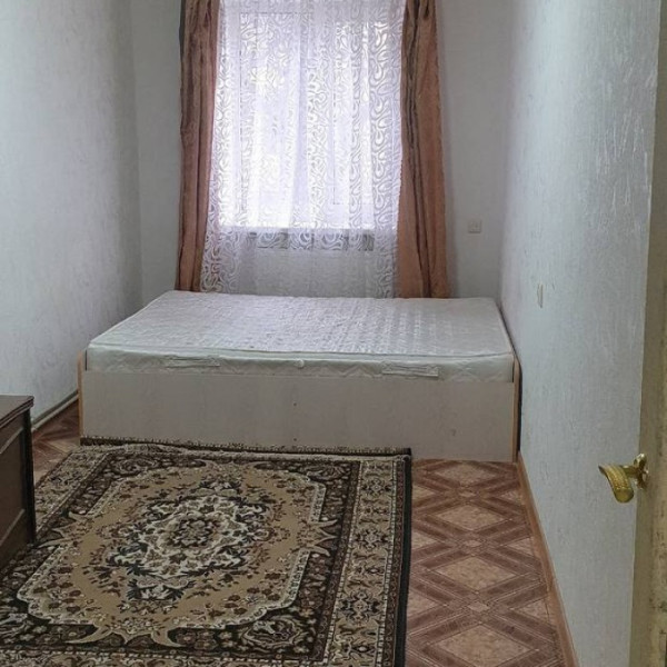 Продам 3 х комнатную квартиру на кв Щербакова (Кв Луганский)