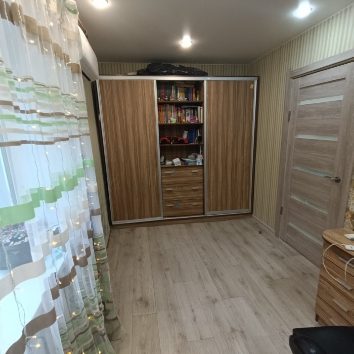 Фото Продам 2-х комн квартиру в Центре г Луганск ул Оборонная