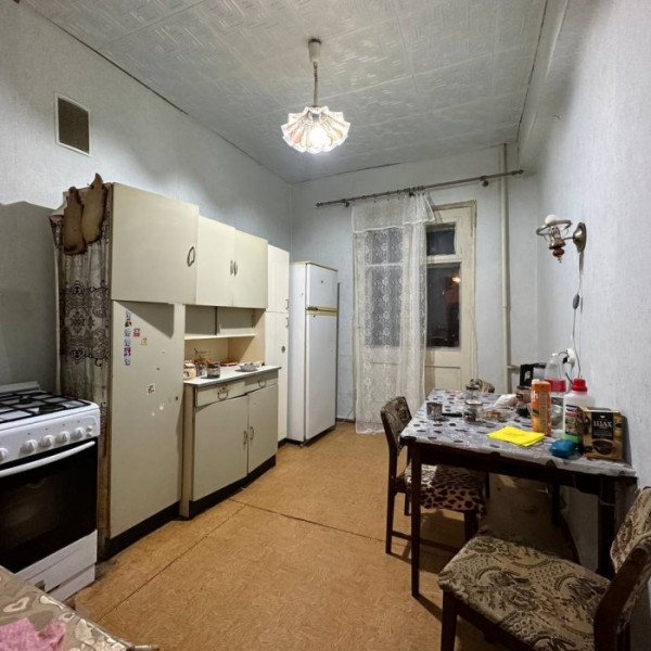 Фото Продам 2-комн квартиру 60 м2 в г Луганск ул К. Маркса