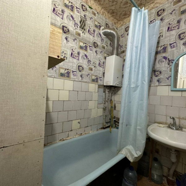 Фото Продам 2-комн квартиру 60 м2 в г Луганск ул К. Маркса
