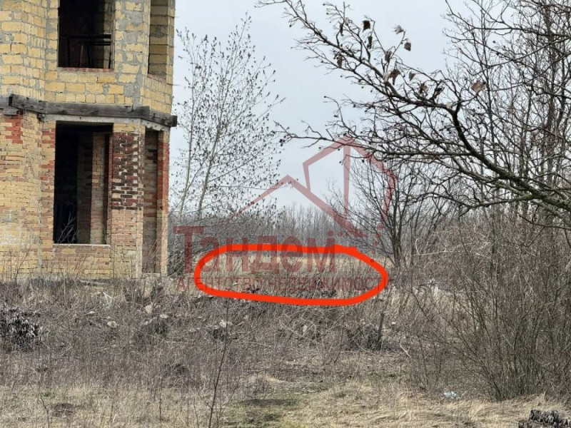 Участок 9 сот п. Видное ул. Мемориальная  Участок 25*36 - Объект №104