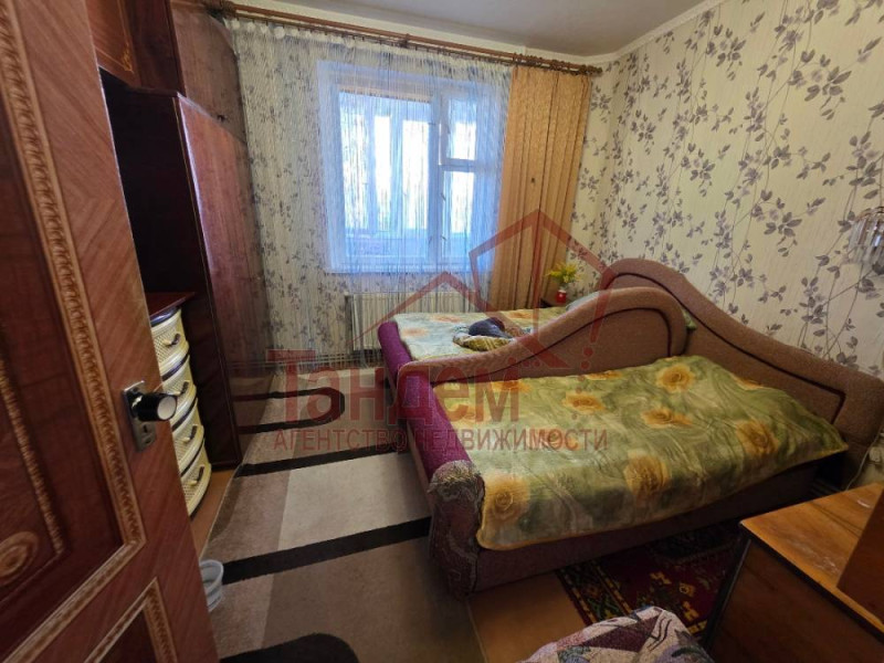 Фото Трехкомнатная квартира в Луганске - Объект №107