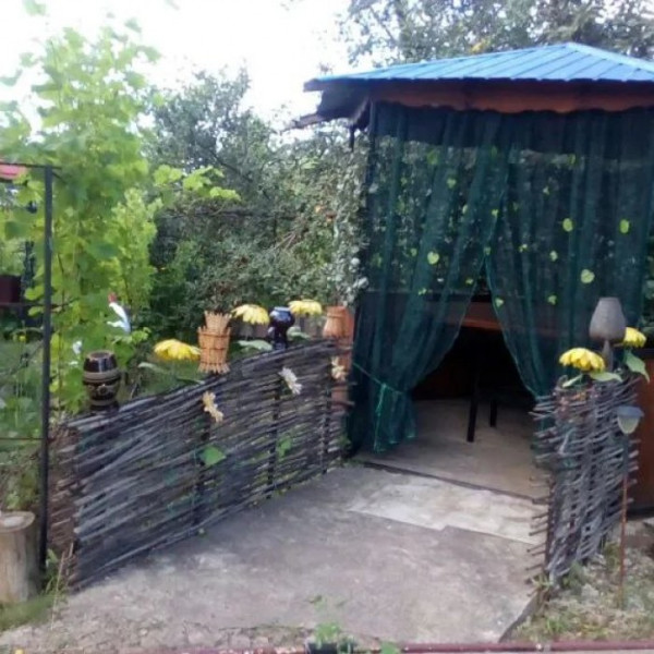 Фото Продам добротную дачу в пгт Успенка