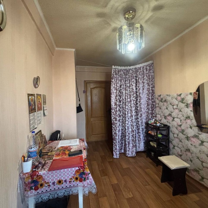 Фото Продам комнату в коммунальной квартире кв. Ватутина
