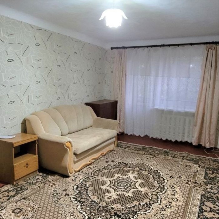 Фото Продам 2ком квартиру на кв. Ватутина, г. Луганск.