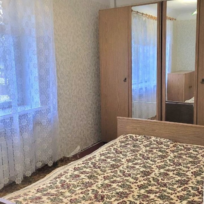 Фото Продам 2ком квартиру на кв. Ватутина, г. Луганск.