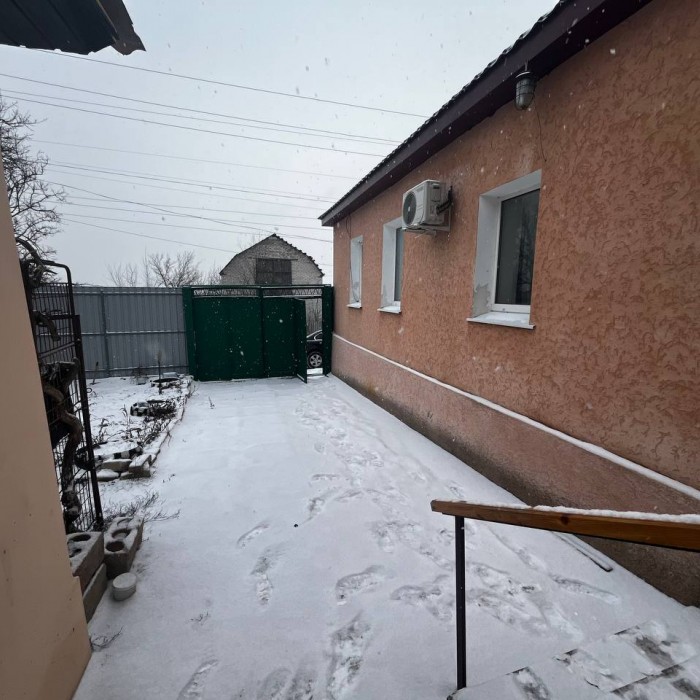 Фото Сдам дом 80 кв. м. в Луганске, ул. Виноградная (Камброд), на длительный срок.