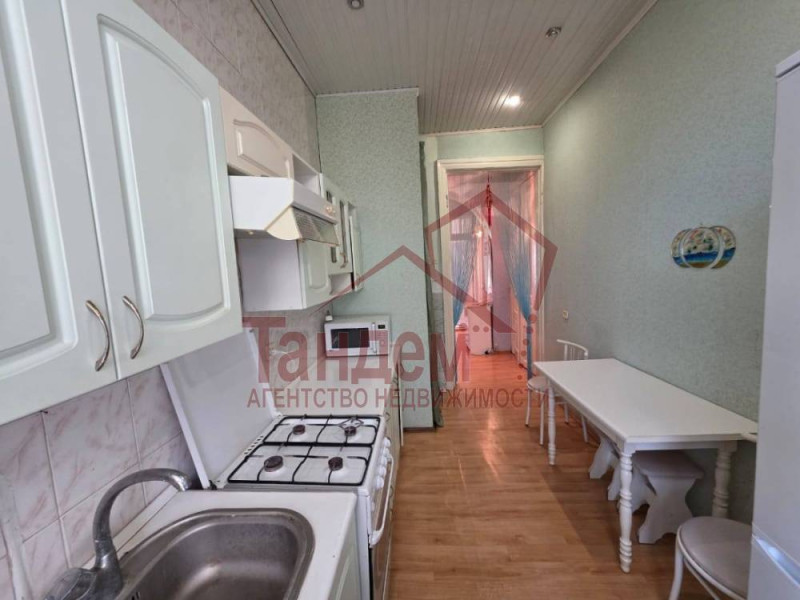 Фото 2 комнатная, 55. 2м², 3/3эт. , ул. Демехина (ЦЕНТР, район парк ВЛКСМ), Ленинский р-н - Объект №97