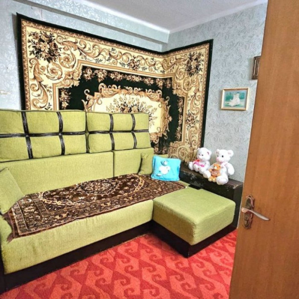 Фото Продам 3-к квартиру на кв. ГБК, г. Луганск 1/5 эт