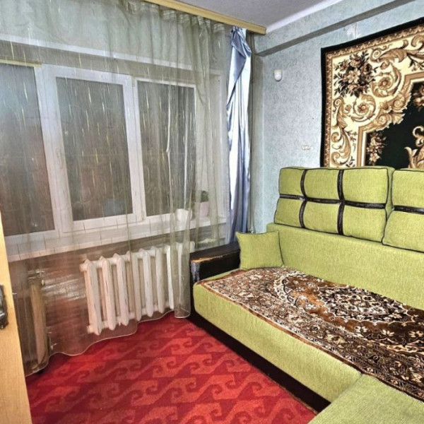 Фото Продам 3-к квартиру на кв. ГБК, г. Луганск 1/5 эт