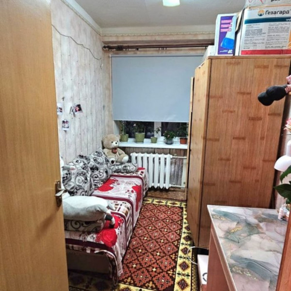 Фото Продам 3-к квартиру на кв. ГБК, г. Луганск 1/5 эт