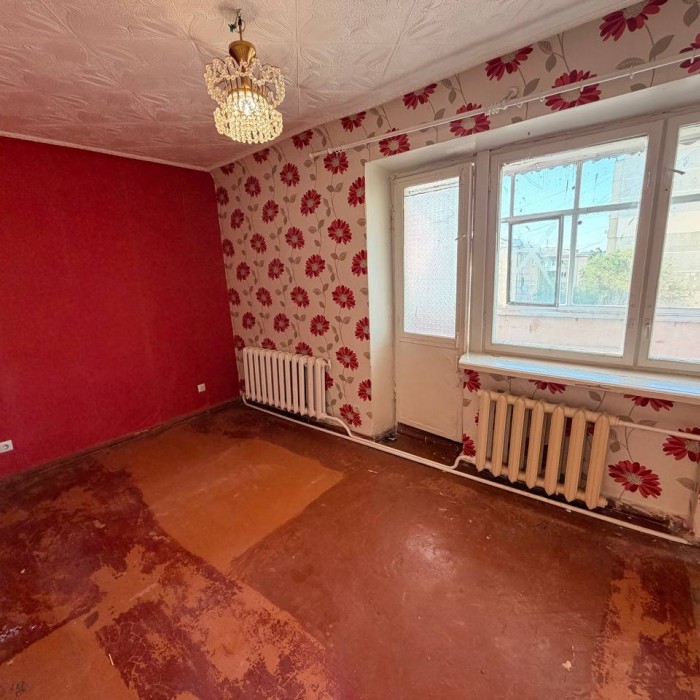 Фото Продам 3- х комн. квартиру 52 кв. м. , в Луганске, кв. Шевченко (р- н Авиацентра).