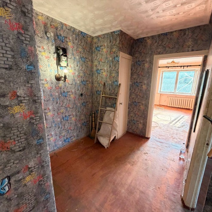Фото Продам 3- х комн. квартиру 52 кв. м. , в Луганске, кв. Шевченко (р- н Авиацентра).