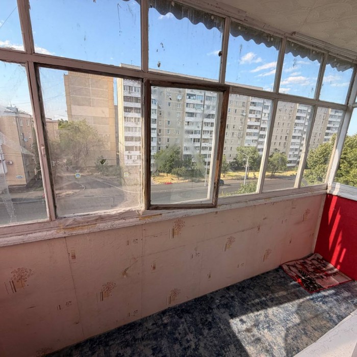 Фото Продам 3- х комн. квартиру 52 кв. м. , в Луганске, кв. Шевченко (р- н Авиацентра).