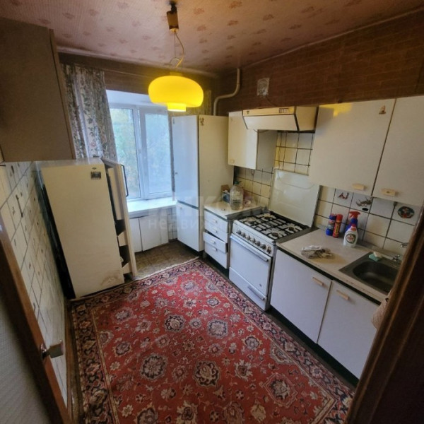 Продам 3к ул. Коцюбинского 15