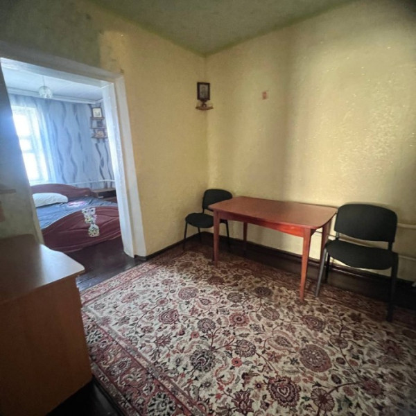 Фото Продам дом в общем дворе ориентир угол Артема( Нижний Камброд)