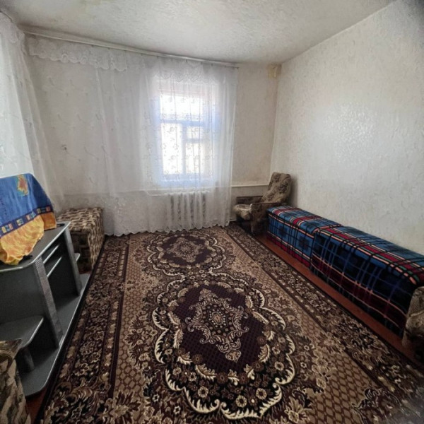 Фото Продам дом в общем дворе ориентир угол Артема( Нижний Камброд)