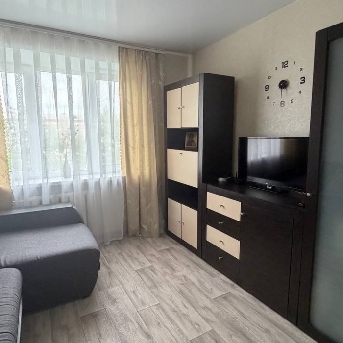 Продам 1к кв. Жукова 5а ЛГУ им. Даля