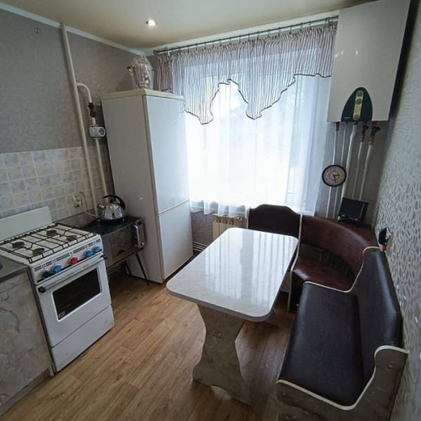 Продам 2 х комнатную квартиру кВ Запорожченко