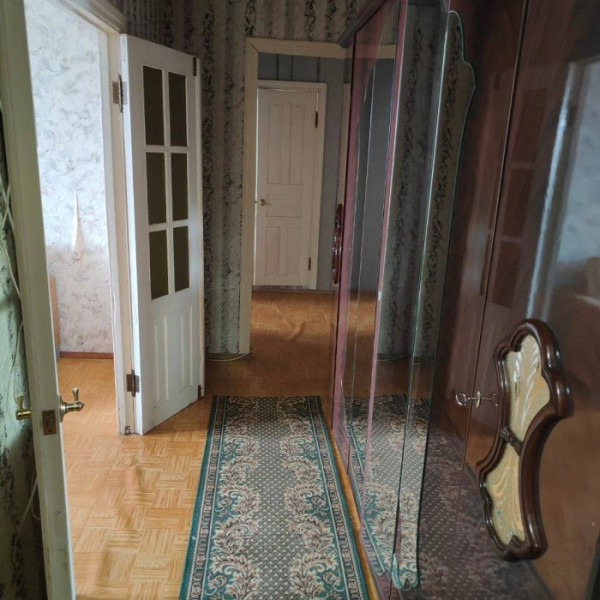 Фото Продам 3-х комнатную квартиру в г. Луганск, Жовтневый район, ул. Учебная