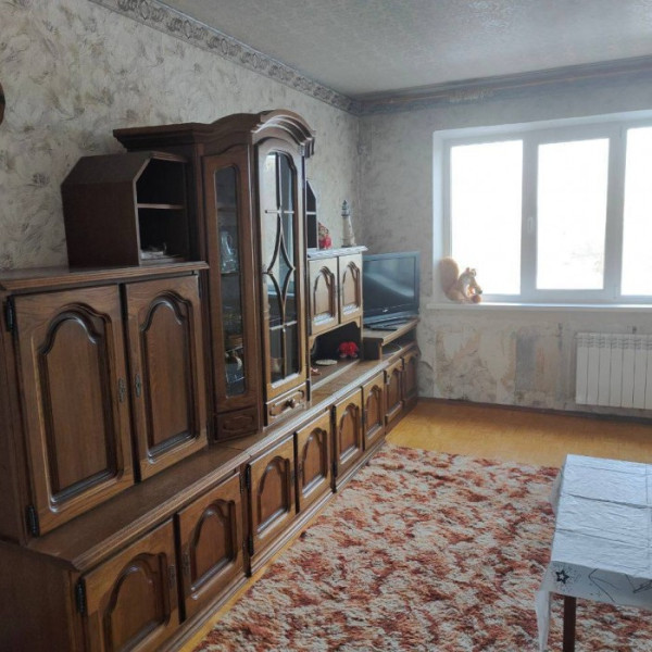 Фото Продам 3-х комнатную квартиру в г. Луганск, Жовтневый район, ул. Учебная