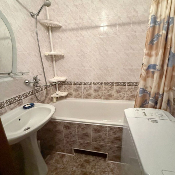 Фото Продам 3-х комнатную квартиру на кв. Мирный