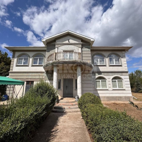 Фото Продам Дом 515м2 п. Видный рн. Конно спортивной школы