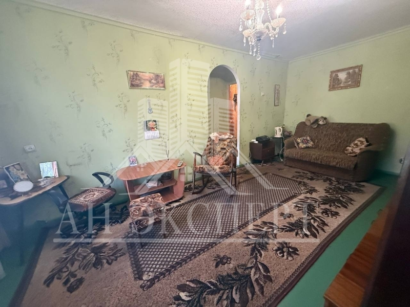 СДАМ 3-Х КОМНАТНУЮ КВАРТИРУ НА ДЛИТЕЛЬНЫЙ СРОК (Стаханов, ул. Пономарчука, д. 24)