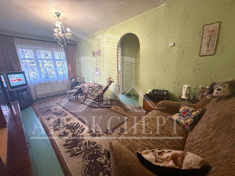 Фото СДАМ 3-Х КОМНАТНУЮ КВАРТИРУ НА ДЛИТЕЛЬНЫЙ СРОК (Стаханов, ул. Пономарчука, д. 24)