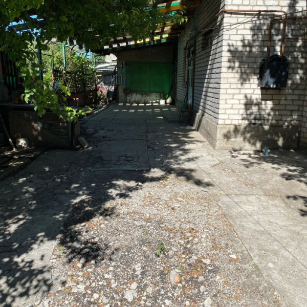 Фото Продам дом в городе Луганск улица Веденина