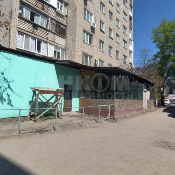 Фото Продам помещение 150 м2 в городе Луганск квартал Дружба