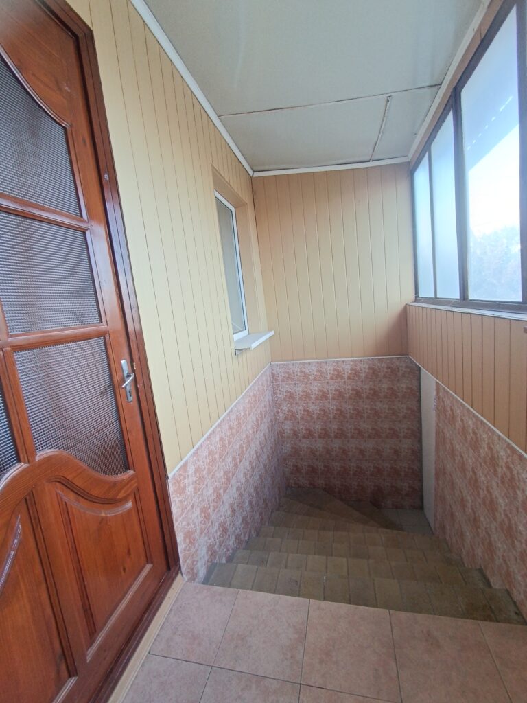 Фото № 927 Продается 2-х этажный дом по ул. Попова