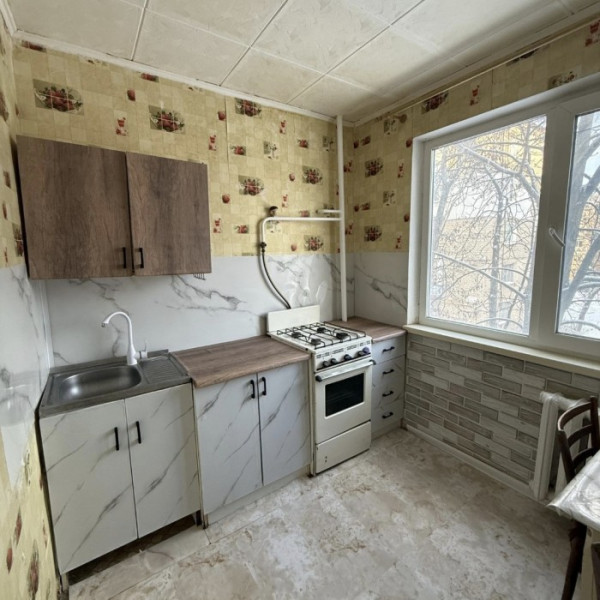 Фото Продам 1-комн квартиру в г.Луганск кв. Шевченко